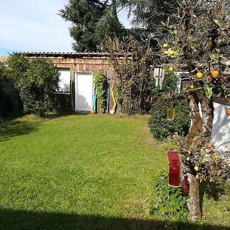 Villa-Espace-Confort-Lumiere-Calme Pkg-Tram