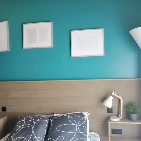 Villa-Espace-Confort-Lumiere-Calme Pkg-Tram Villa
